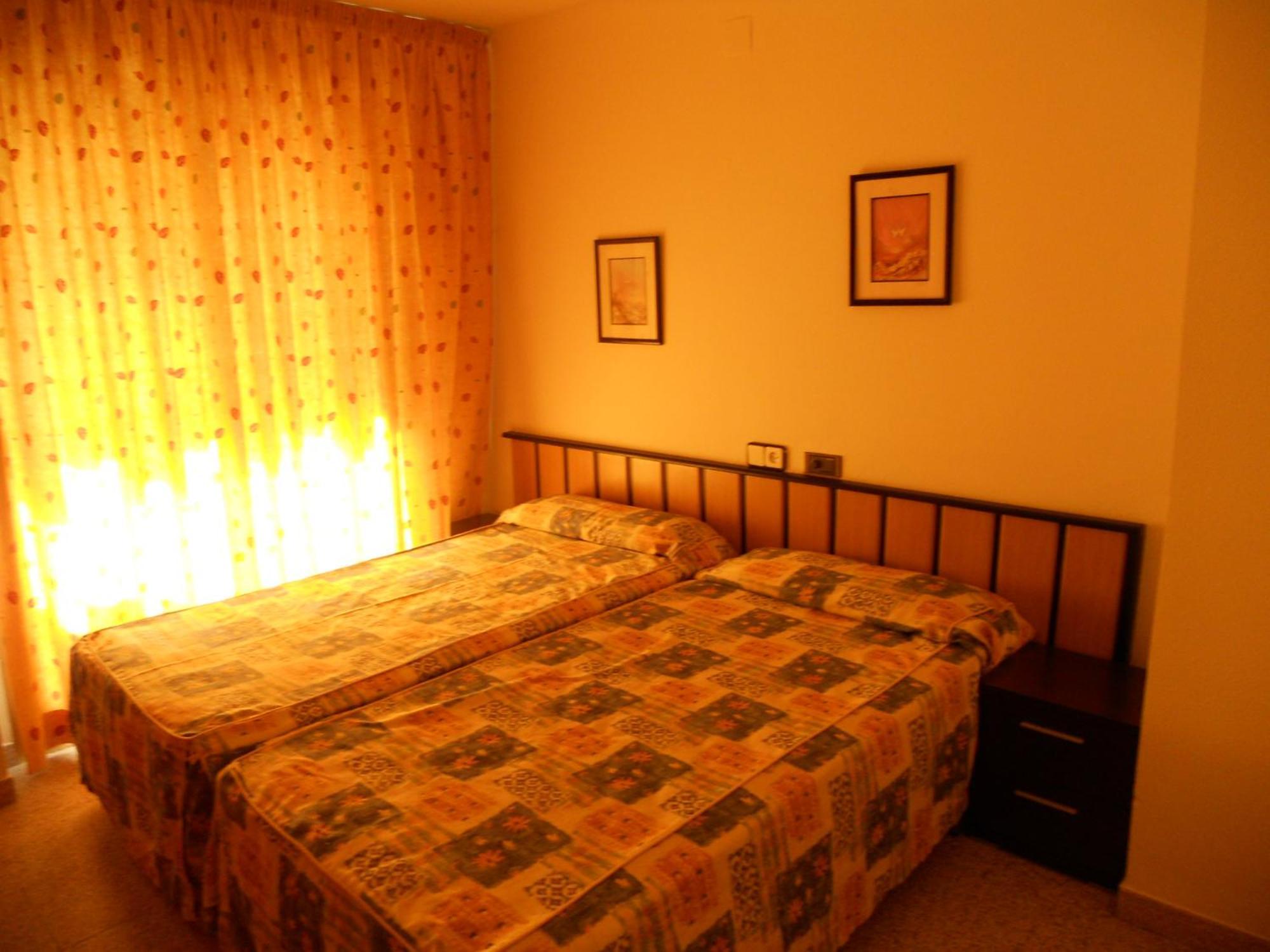 Apartamentos Indasol Salou Esterno foto