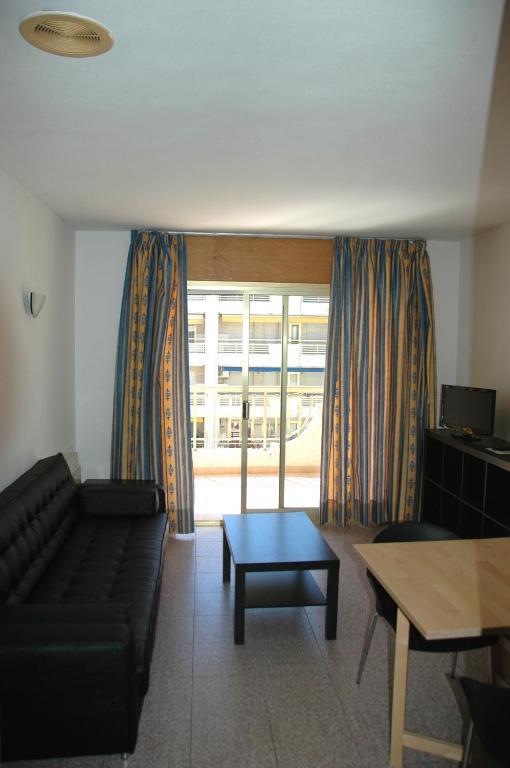 Apartamentos Indasol Salou Esterno foto